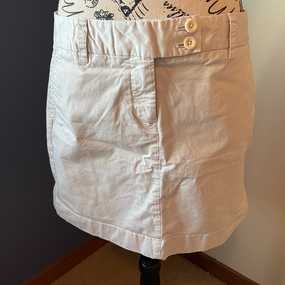 Vineyard Vines mini skirt